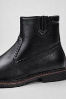 Bota Masculina em Couro com Interior Forrado