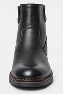 Bota Masculina em Couro com Interior Forrado