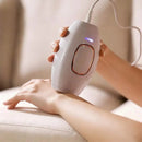 Aparelho de luz pulsada IPL para depilação segura e prática